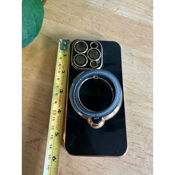 iPhone 15 Pro Max black and gold phone case - Picture 2 of 11